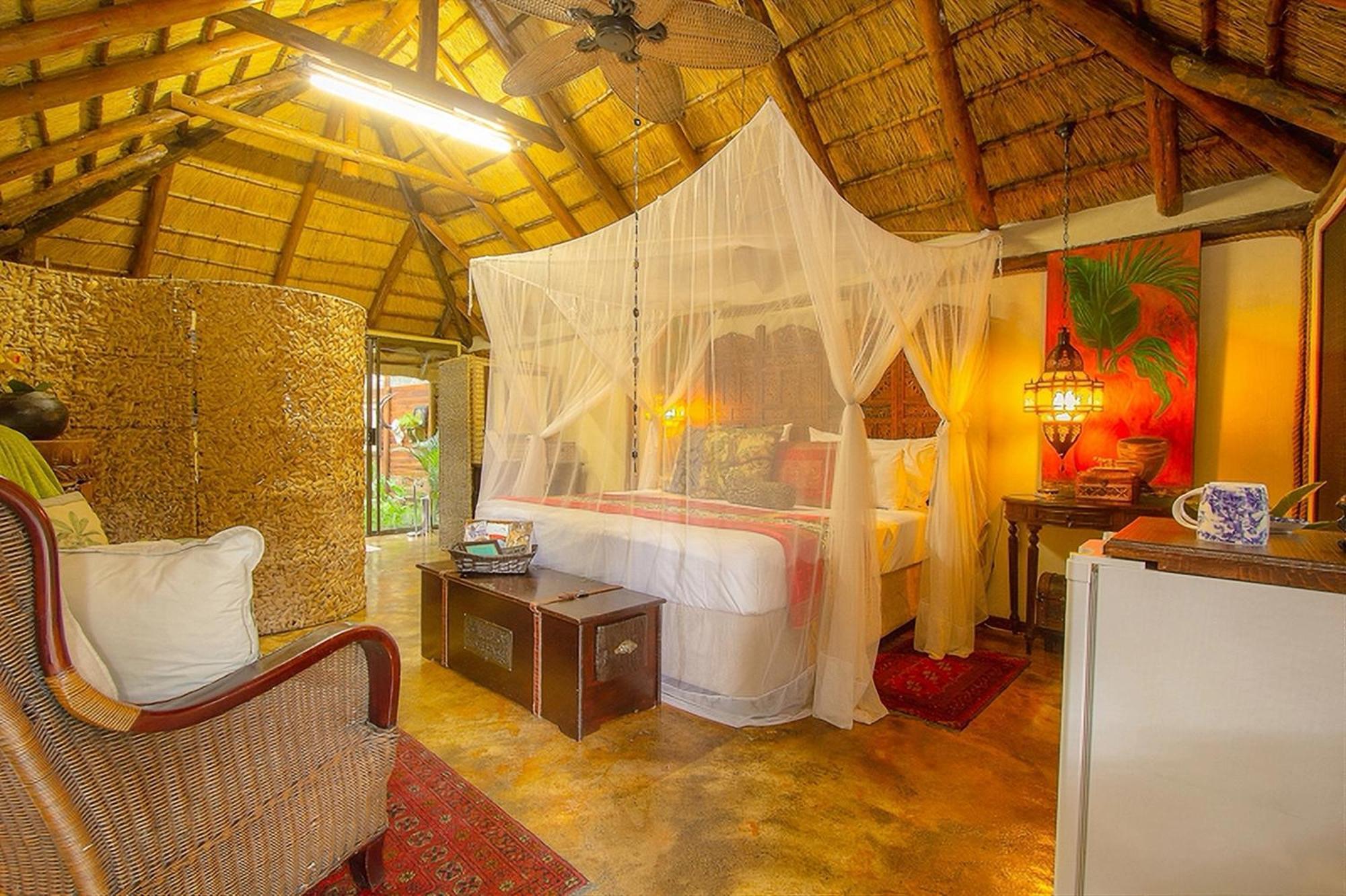 Wielewaal Bush Lodge Marloth Park Exterior foto